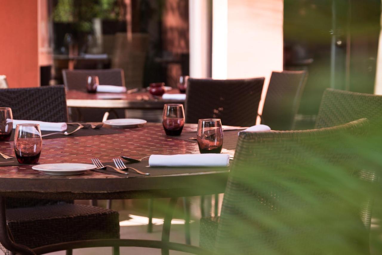 Hotel Restaurant Spa Disini Montpellier Est, The Originals Relais Castries Dış mekan fotoğraf